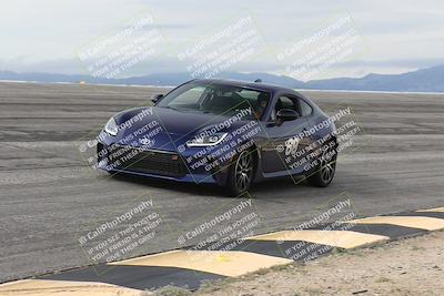 media/Jan-03-2026-SCCA SD (Sat) [[c9b9d14034]]/4-Novice Group/Session 1 Bowl/